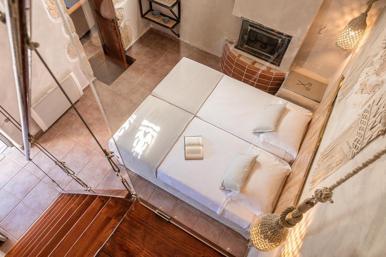 Verekinthos Villas - Pool, Hot Tub, Bbq, Kids Playground, Stunning Mountain Views Yerolákkos Eksteriør bilde
