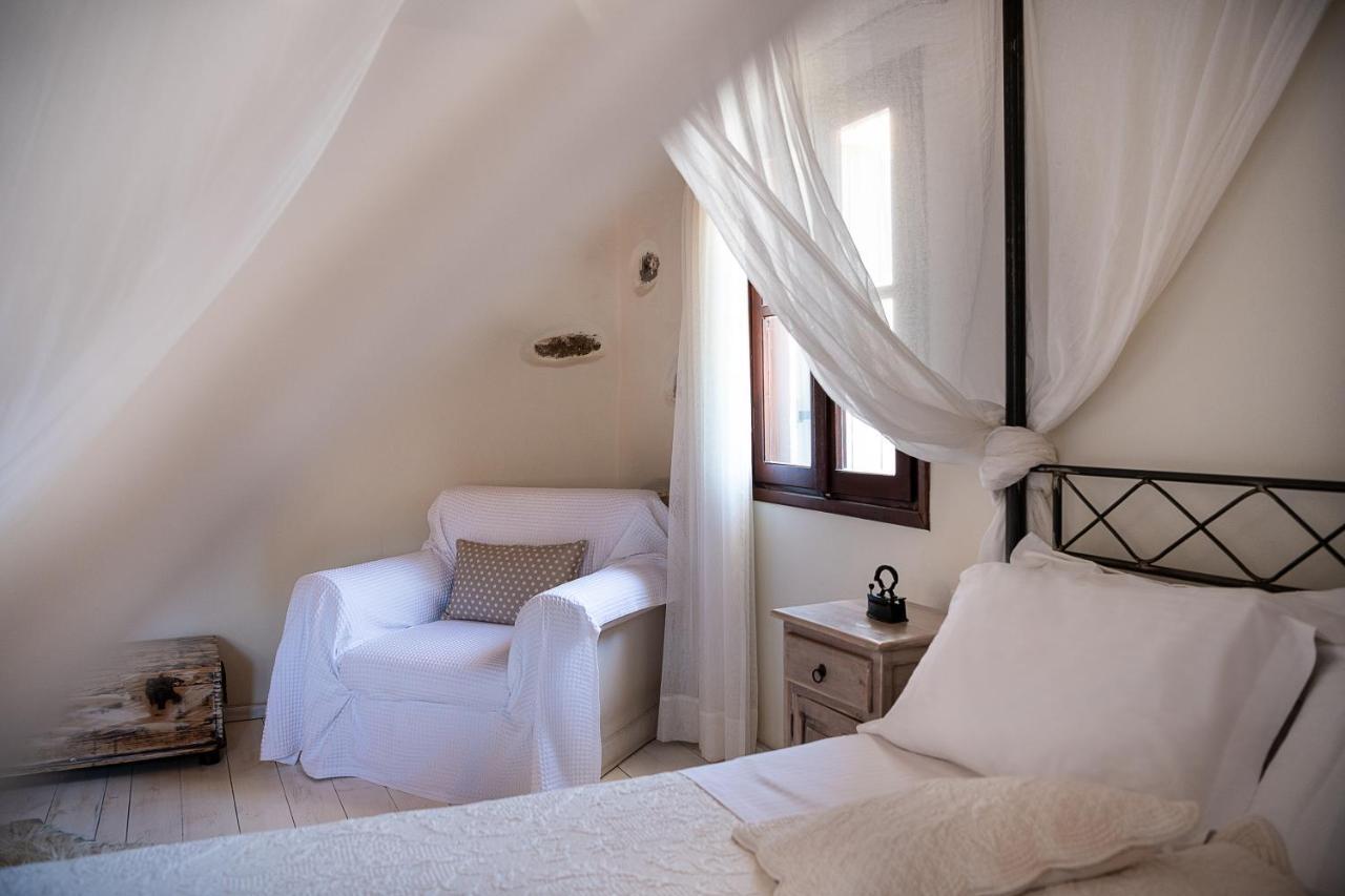 Verekinthos Villas - Pool, Hot Tub, Bbq, Kids Playground, Stunning Mountain Views Yerolákkos Eksteriør bilde